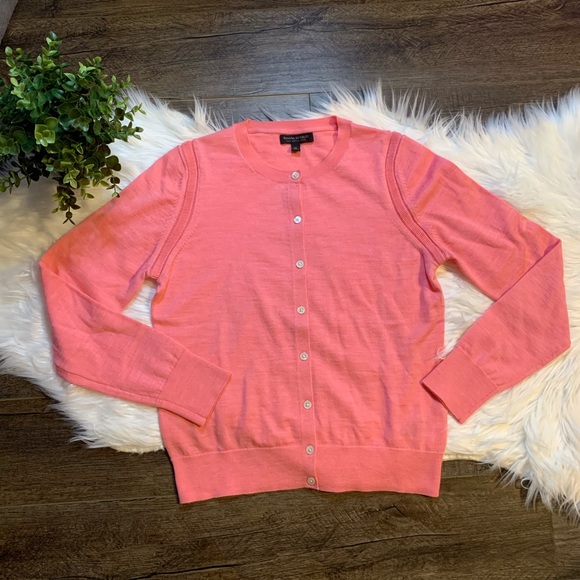 Banana Republic Sweaters - Banana Republic merino wool cardigan